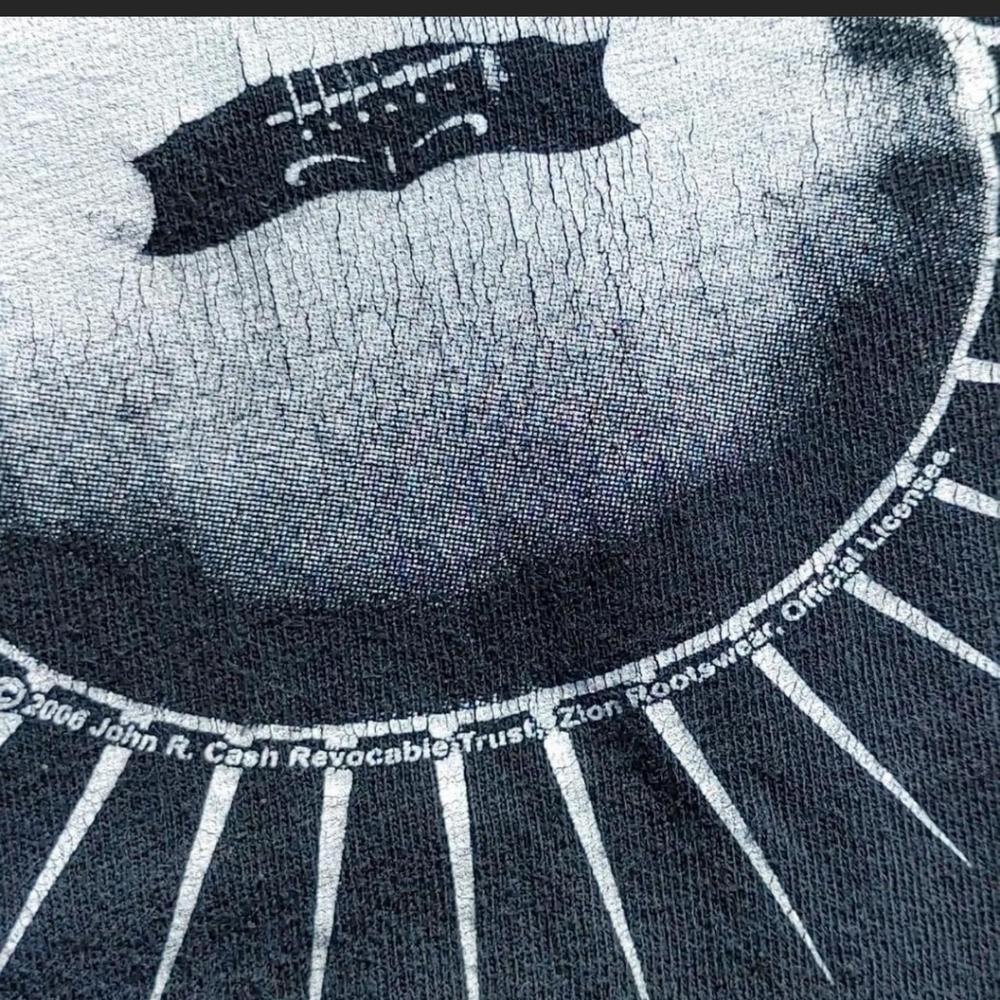 Vtg 2006 Johnny Cash Graphic T-Shirt Tennessee River Black Size M Man in Black - Picture 7 of 7